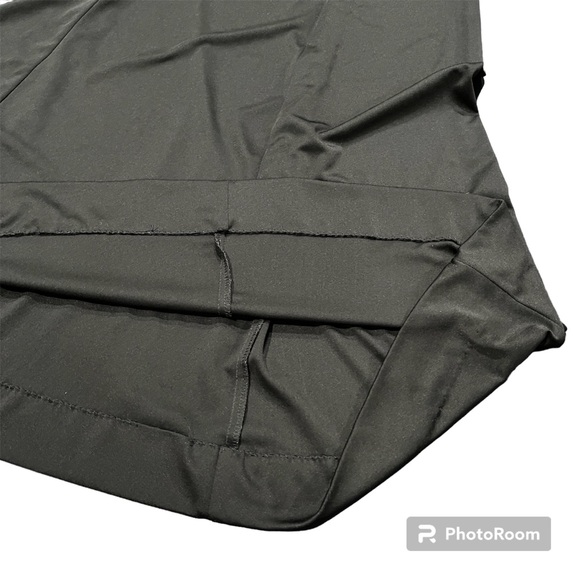 Elegant Choir modest floorlength gown with flowy bell sleeves and ribbon - Picture 8 of 15